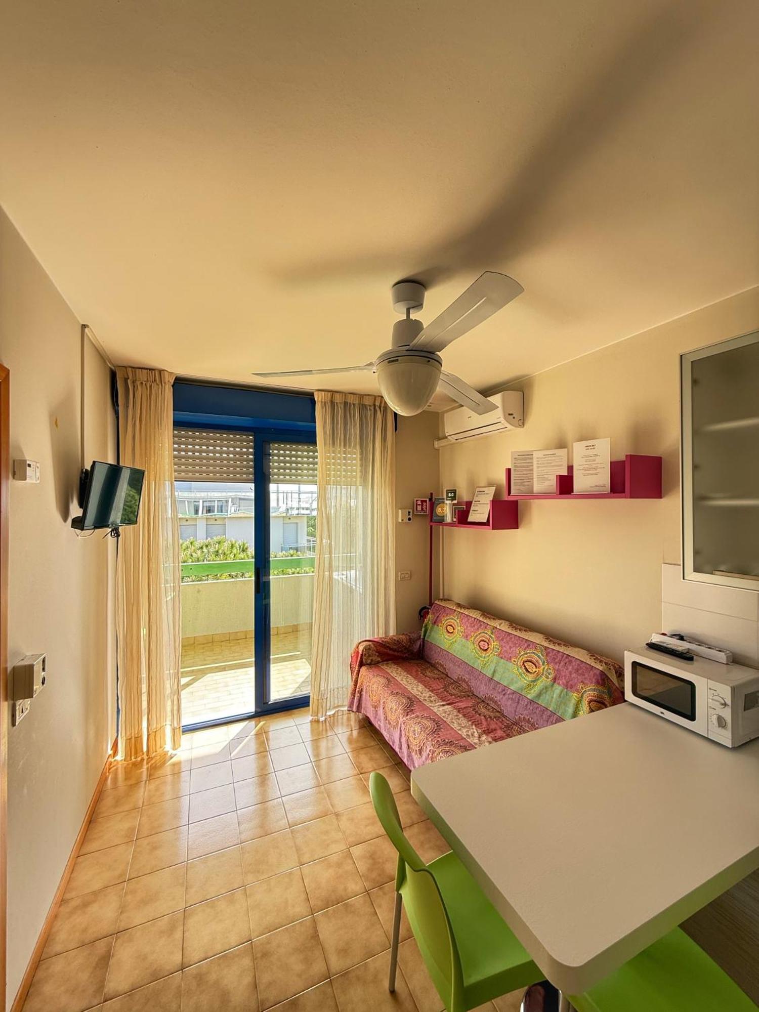 Grazioso Appartamento N 66 A Bibione A 100 Mt Dal Mare Exterior photo